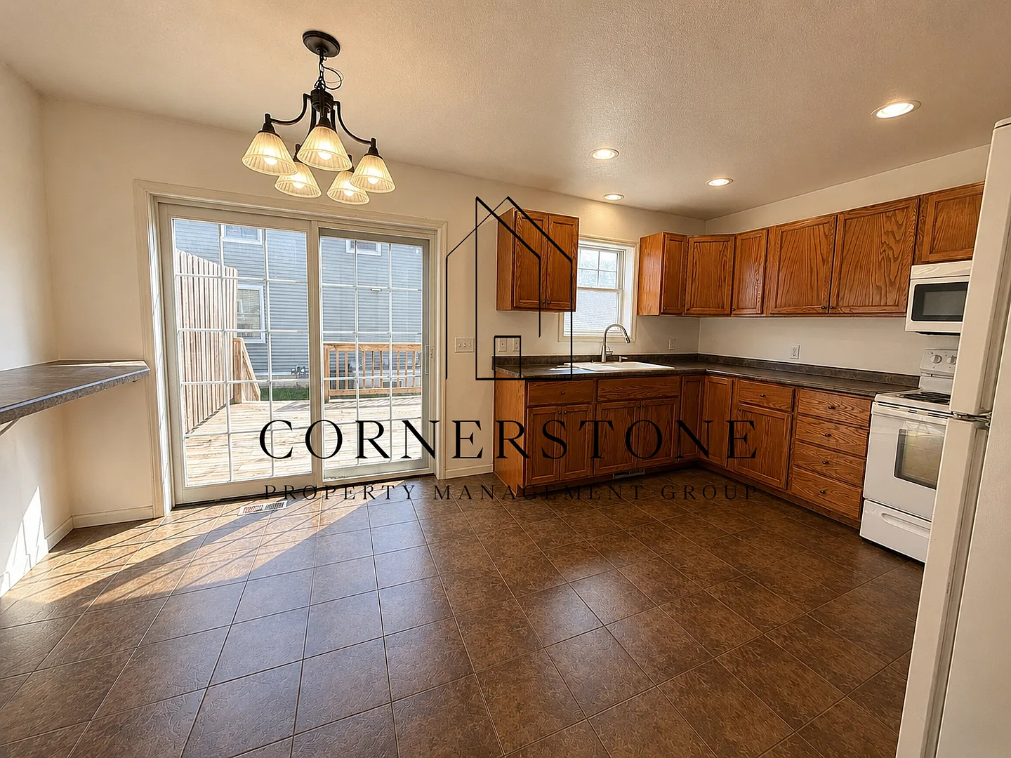 4 Bedroom 3 Bathroom Townhome - $1,325! — Photo 4