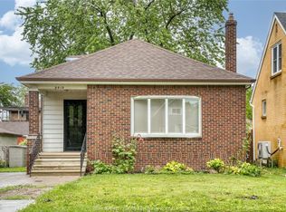 2010 Olive Rd, Windsor, ON N8T 1R7