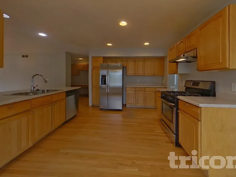 18659 E Hamilton Dr — Photo 5