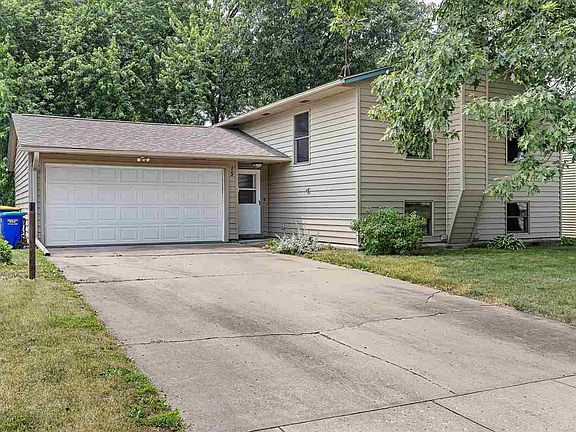 2nd image of 15 Birch Ct