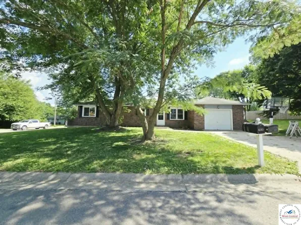 901 Pamela Dr, California, MO 65018