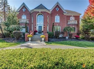 101 Sussex Way, Mc Murray, PA