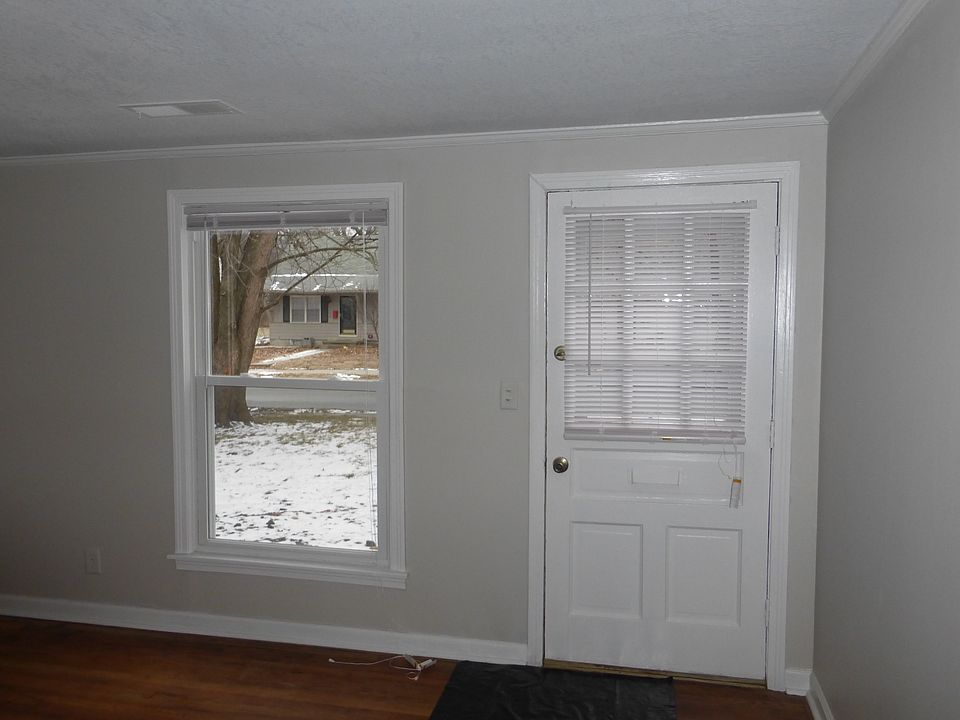 1st image of 7705 Oak St