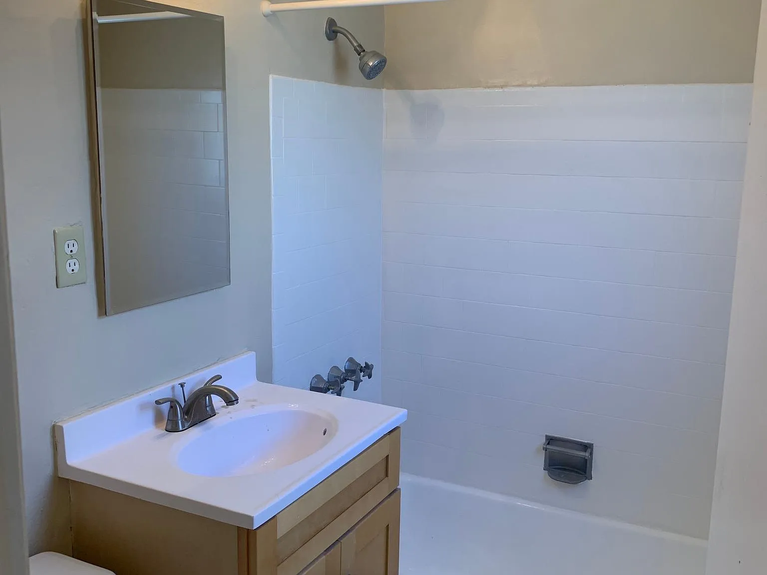 2 bed, 950 sqft, $2,995 — Photo 4