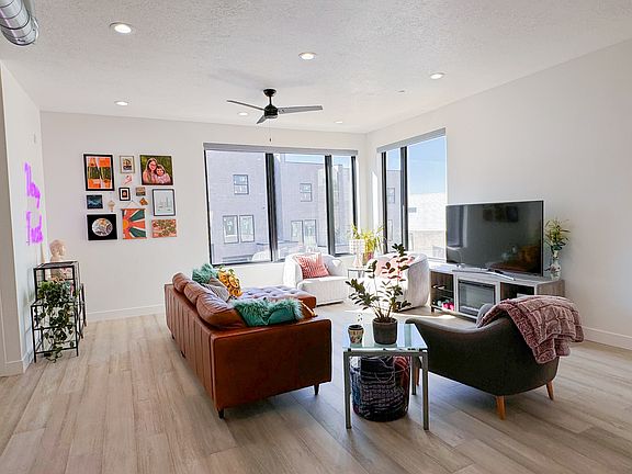 2nd floor living space