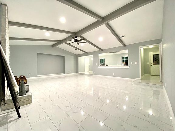 5th image of 5408 Kara Ln