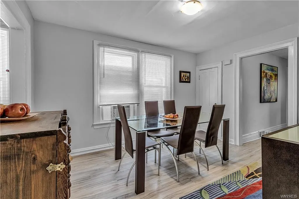 2 bed, 1400 sqft, $1,350 — Photo 4