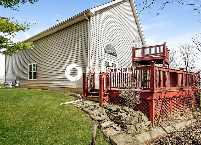 11400 Catalpa View Ct — Photo 16