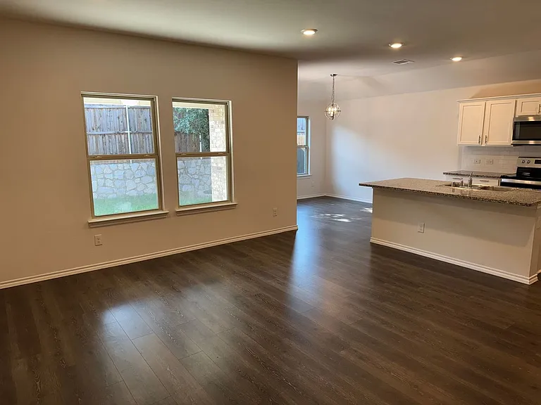 117 Dartmouth Ave — Photo 3