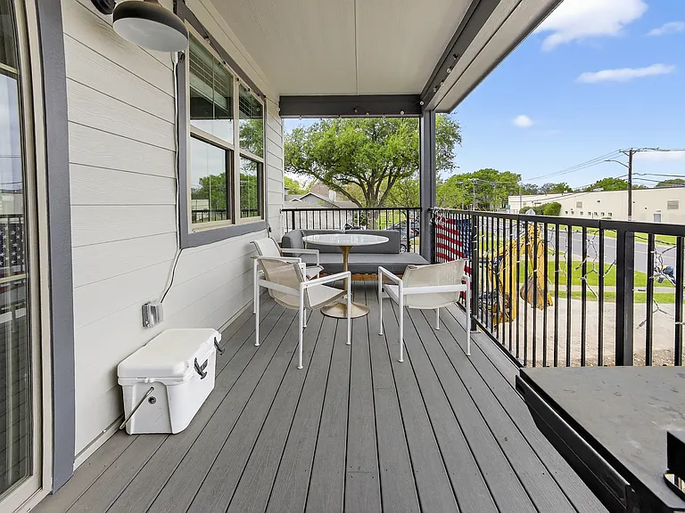3521 S Hills Ave — Photo 12
