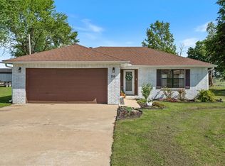 210 Jenkins Rd, Prairie Grove, AR 72753