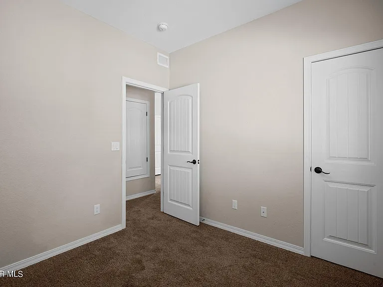 7877 Enchanted View Dr — Photo 28