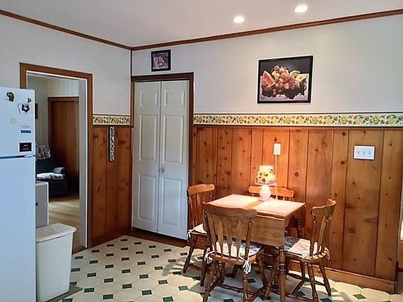 4th image of 12 N Central St #2