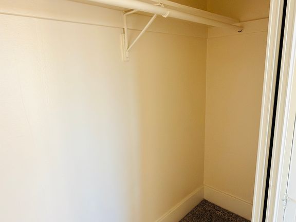 4th image of 1510 E Broadway APT 6