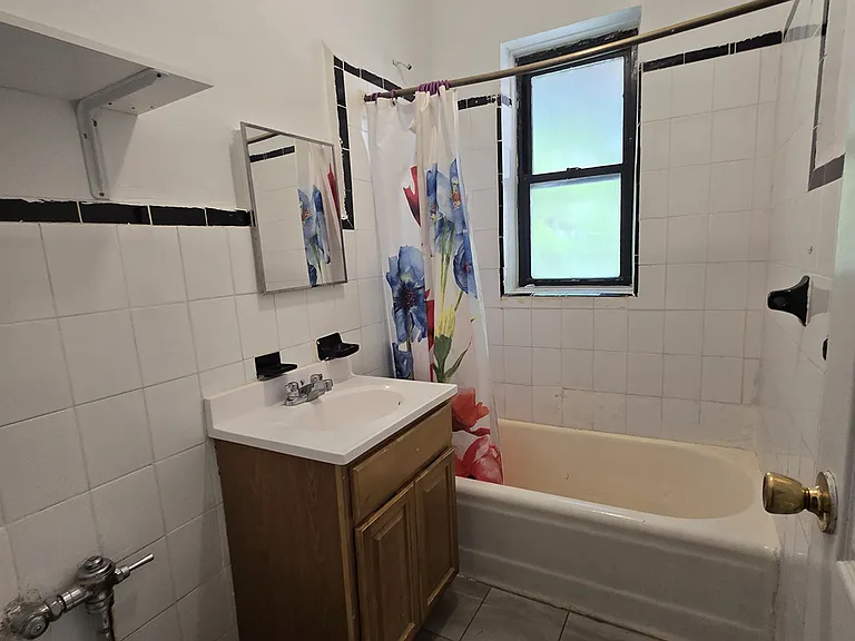 9015 138th Pl #A14 — Photo 3