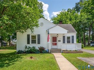 13 W Magruder St, Sandston, VA 23150