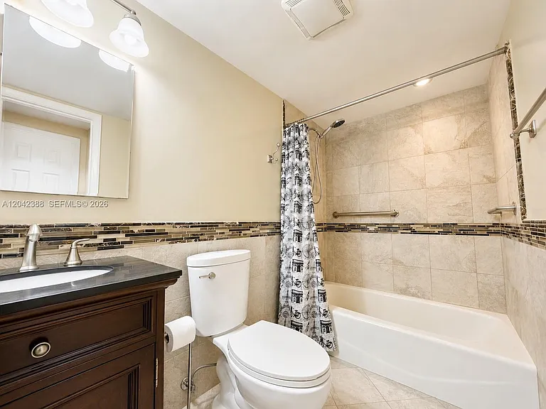 14421 N Kendall Dr #0 — Photo 12