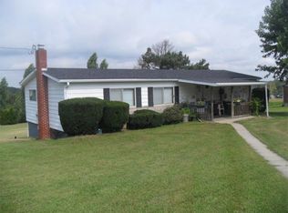 1752 Georges Fairchance Rd, Smithfield, PA 15478