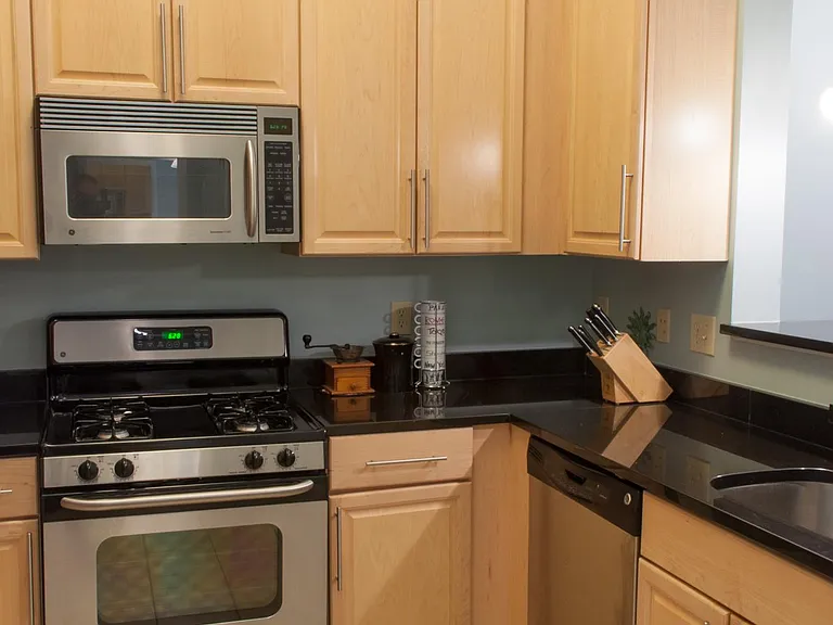 1201 E West Hwy #102 — Photo 7