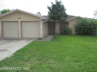 2830 Blue Grass Dr, Corpus Christi, TX 78410