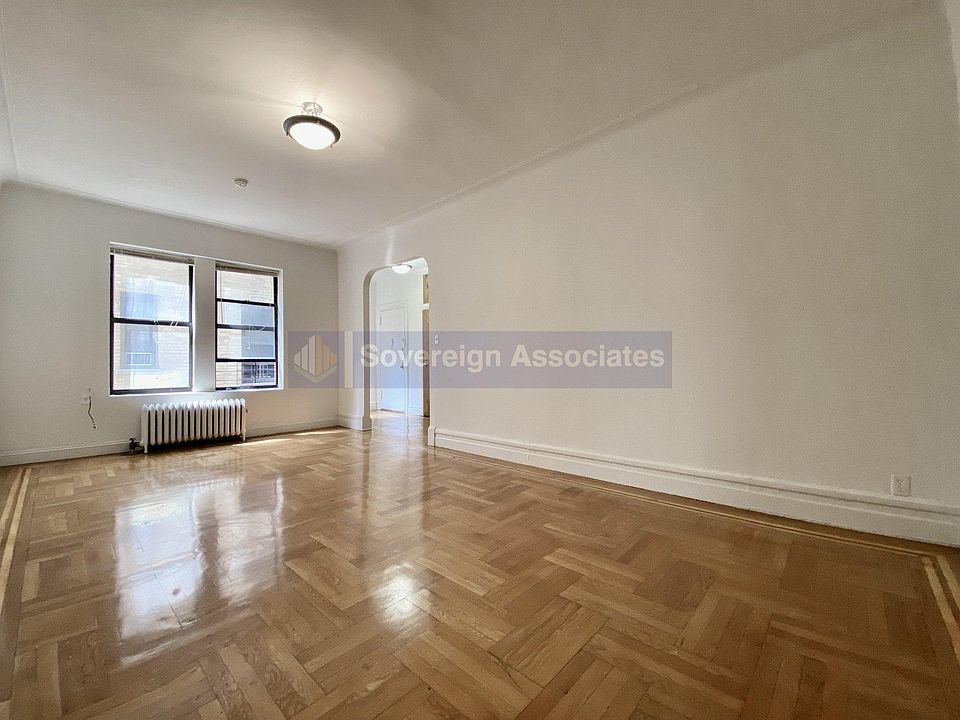 1st image of 664 W 163rd St #25