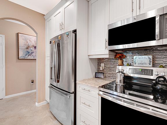 4th image of 5901 Monterra Club Dr