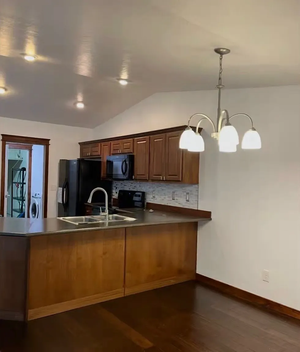 3 bed, 2.5 bath, 1561 sqft, $2,900 — Photo 1