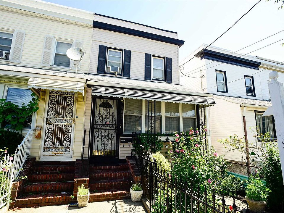 1st image of 90-03 185th St