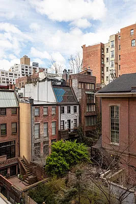 Sold by Douglas Elliman | media 14