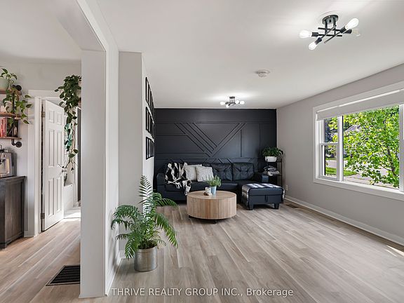 5th image of 110 Queen St