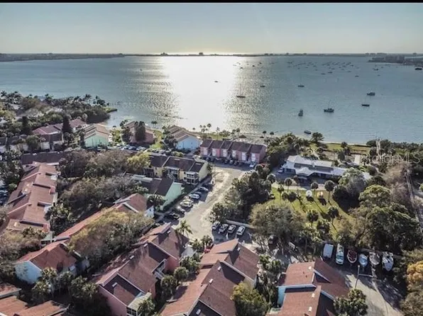 3540 42nd St S Unit F, Saint Petersburg, FL 33711
