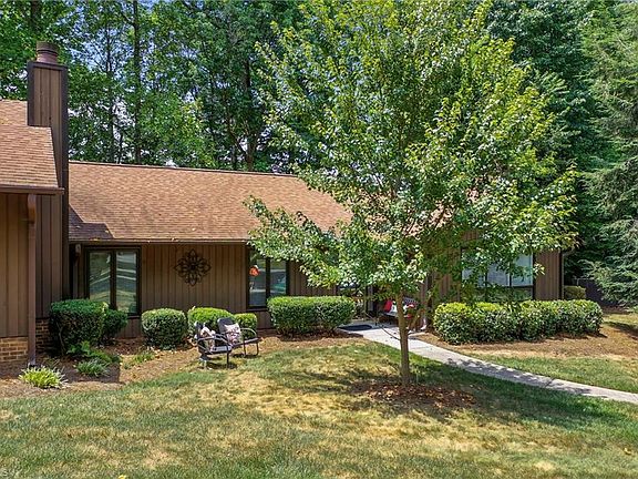 2nd image of 2533 Cottage Pl
