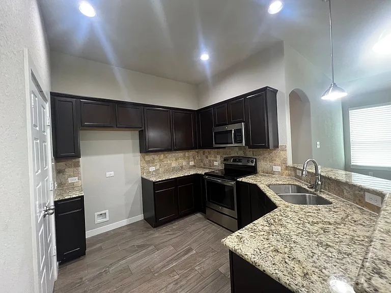 1119 Creekside Orch — Photo 10
