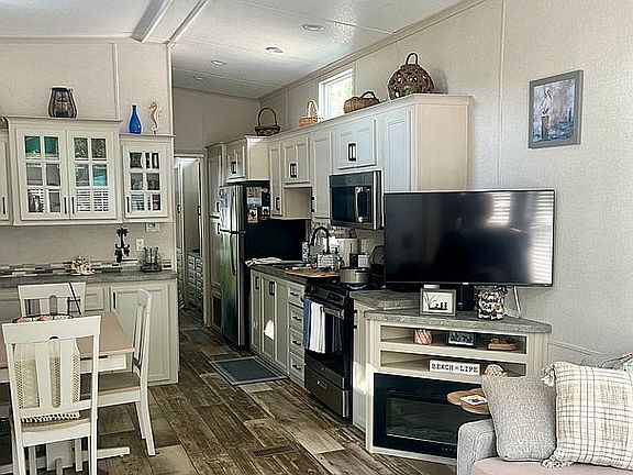 4th image of 1 Seacoast Ln #127