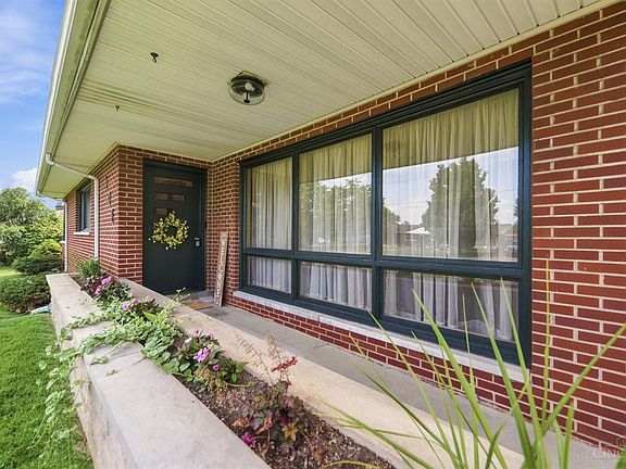 2nd image of 108 Batsey Dr