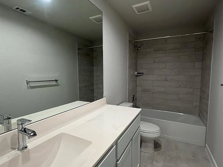 2911 Solitude Pine Ln — Photo 12