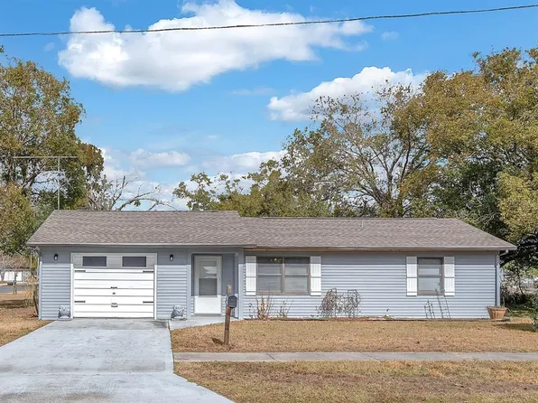 38719 12th Ave, Zephyrhills, FL 33542