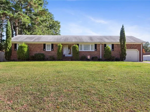 821 Nottingham Rd, Portsmouth, VA 23701