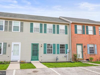 5 Oxwood Cir, New Oxford, PA, 17350