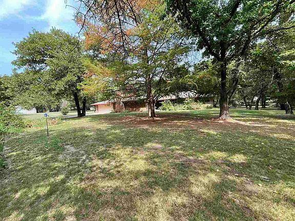 5th image of 252 Catfish Dr