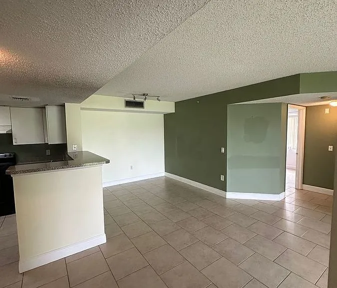 5005 Wiles Rd #102 — Photo 13