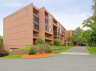 3320 Louisiana Ave S APT 213, Saint Louis Park, MN 55426