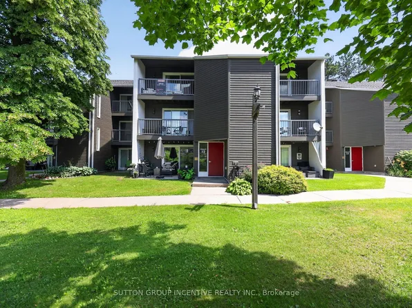 1102 Horseshoe Valley Rd W Unit 224, Oro Medonte, ON L4M 4Y8