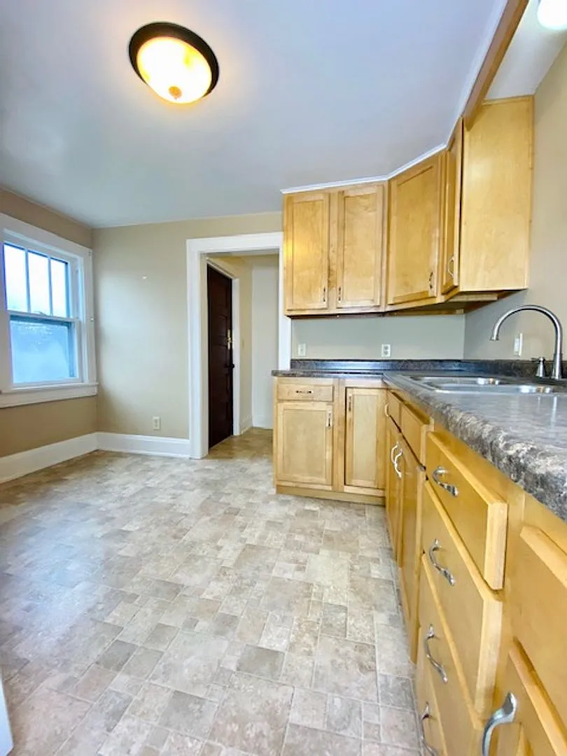 1263 Chicago St — Photo 2