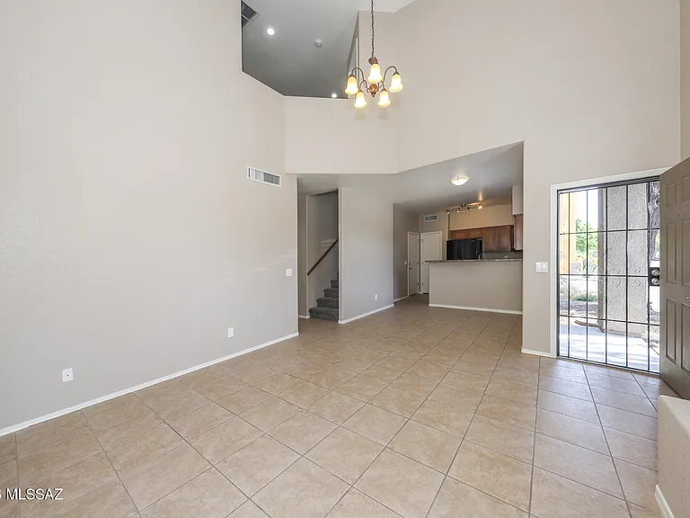 4061 N Weimer Pl #26 — Photo 2