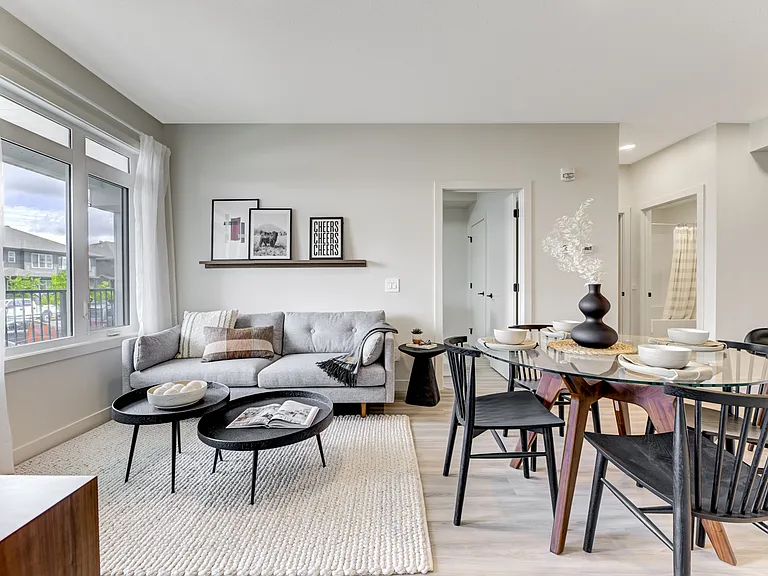 5394 Admiral Girouard St NW — Photo 6