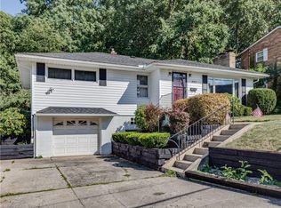 323 Hilbish Ave, Akron, OH 44312