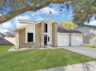 5538 Fairview Forest Dr, Houston, TX 77088