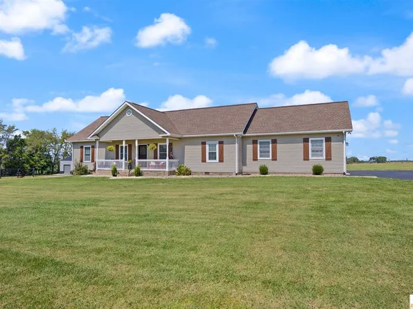 1521 Bunch Rd, Cave City, KY 42127