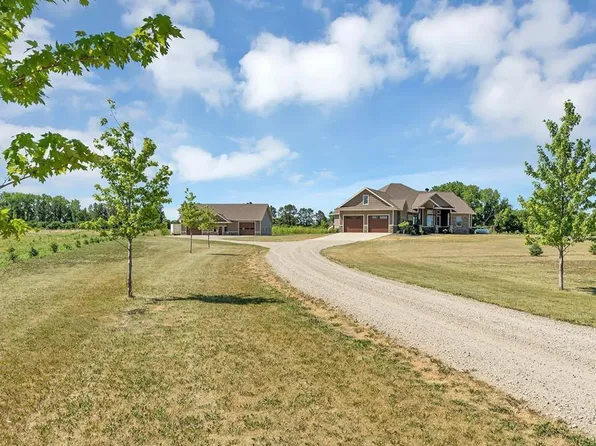 15599 138th Ave NE, Spicer, MN 56288
